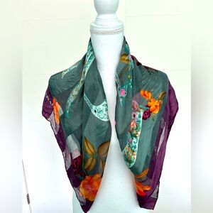 Leonard scarf